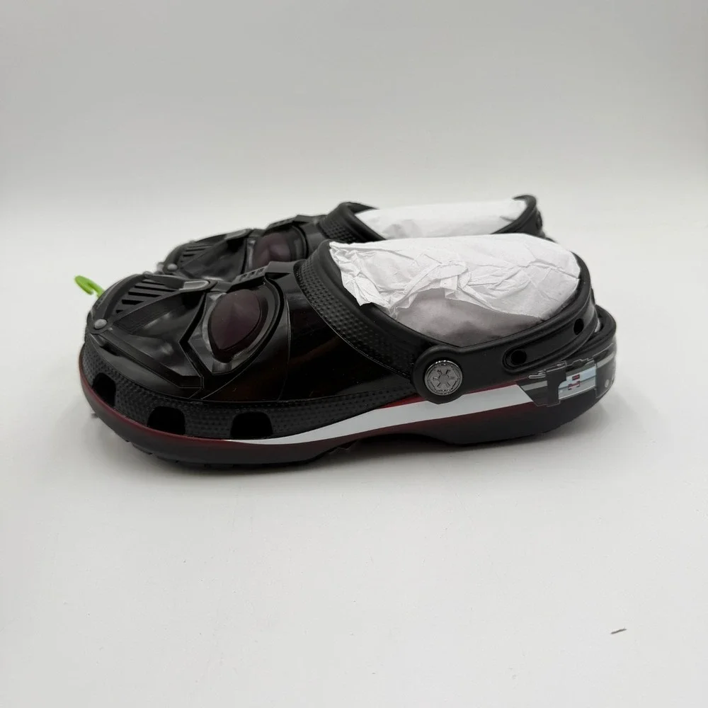 Crocs STAR WARS Darth Vader Classic Clog Men's Size 7/ Women's 9 Unisex NEW